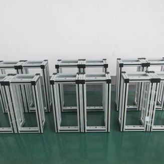 光纜護套（tào）設備機架