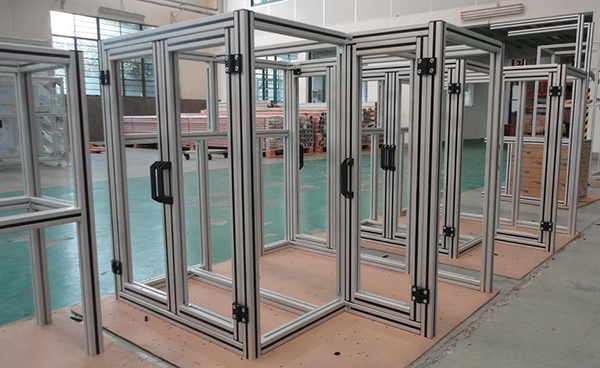 鋁（lǚ）型材框架