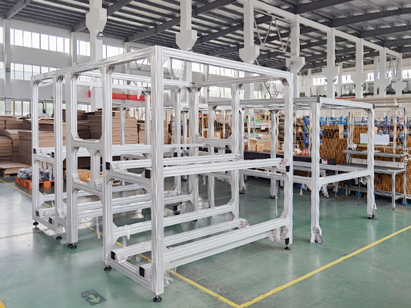 大型非（fēi）標自動化設備機（jī）架2 拷貝.jpg